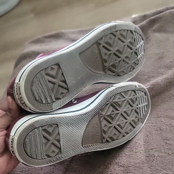 Converse All Star Maroon Canvas Shoes - Picture 5 of 5